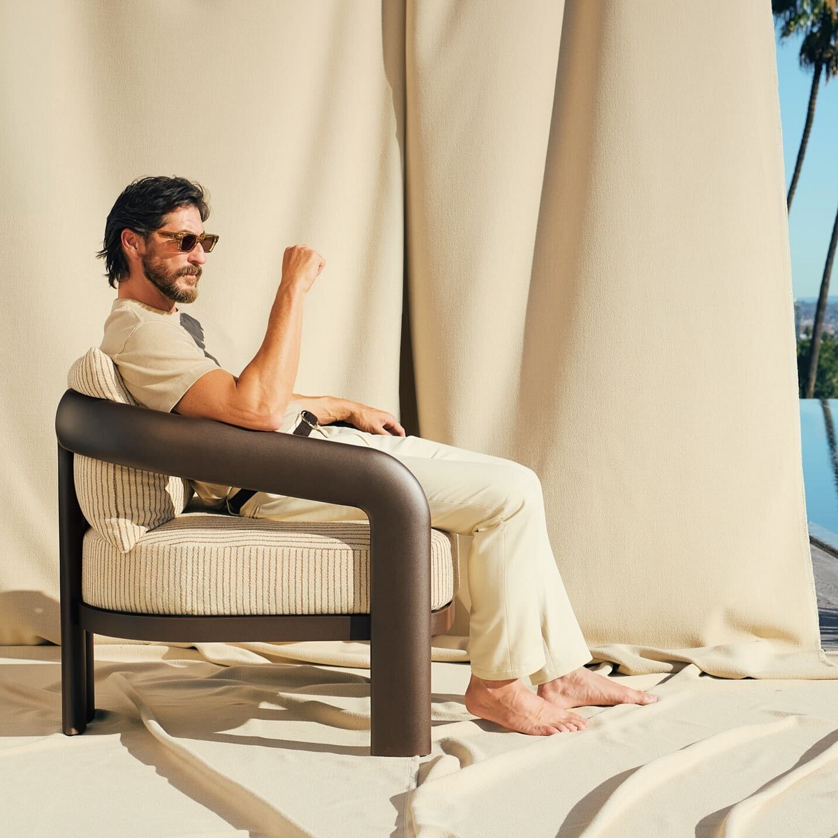 Plan your outdoor space with us