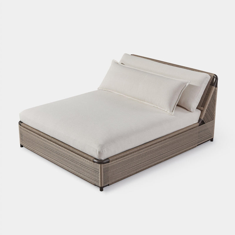 FORMENTERA DAYBED | Aluminum Bronze, Siesta Ivory, Twisted Rope Dune