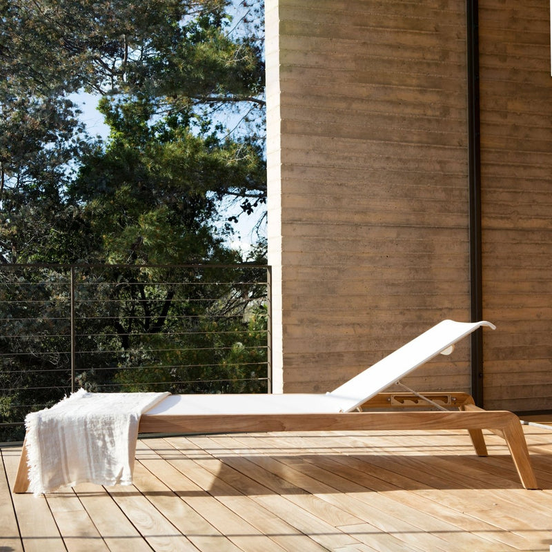 Pacific Angled Sun Lounge | Teak Natural, Batyline White,