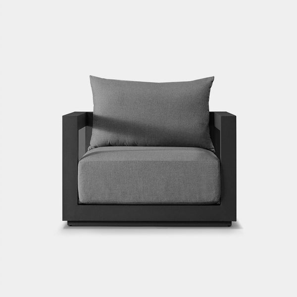 Vaucluse Lounge Chair | Aluminum Asteroid, Panama Grafito, Batyline Silver