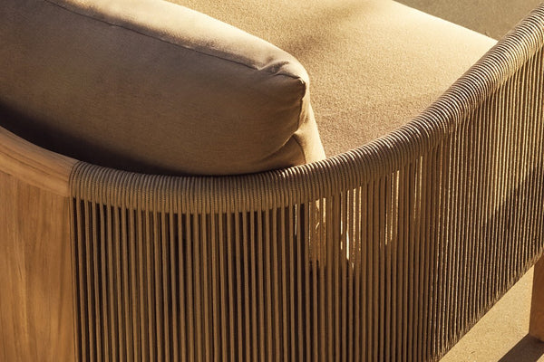 A Guide to Premium Materials for Lasting Outdoor Furniture - HARBOUR