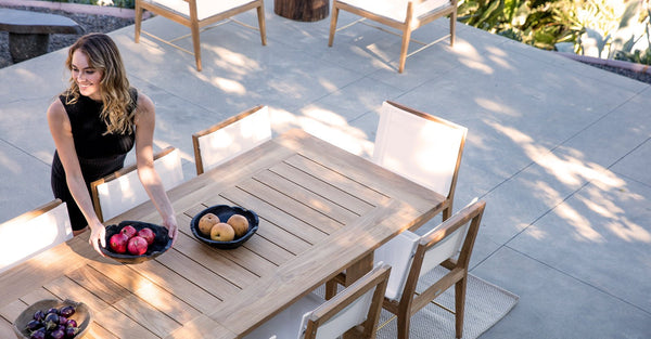 The Art of Outdoor Entertaining: Why Extension Dining Tables Are Essential - HARBOUR