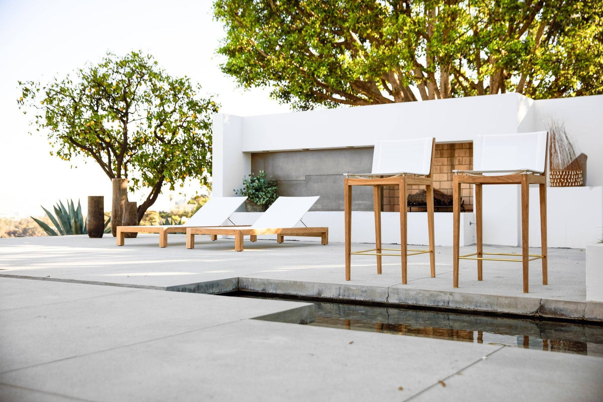 Outdoor Counter and Bar Stools