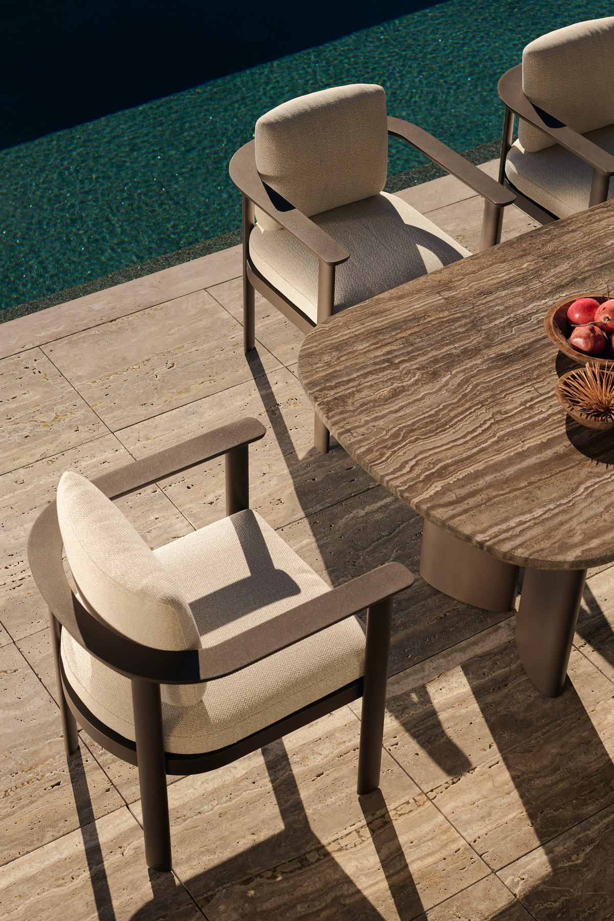 Newport Aluminum Collection | Contemporary Outdoor Furniture – HARBOUR