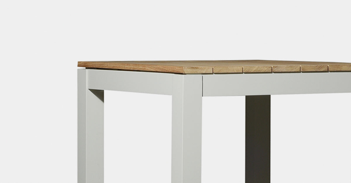 Bar tables