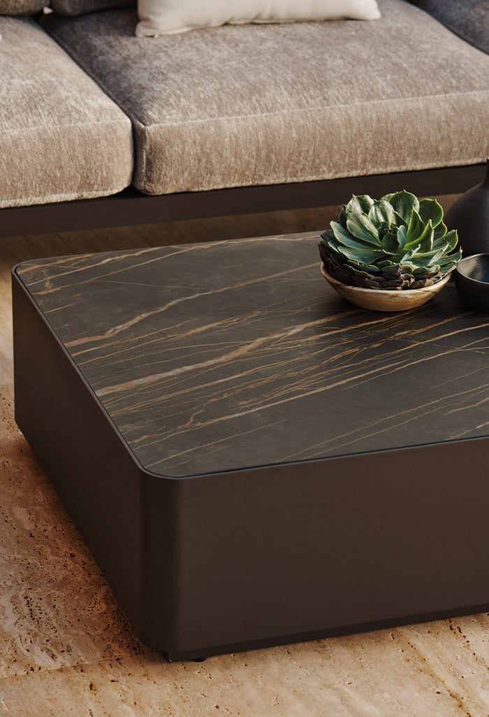 Breeze XL Collection | Modern Aluminum Outdoor Furniture – HARBOUR