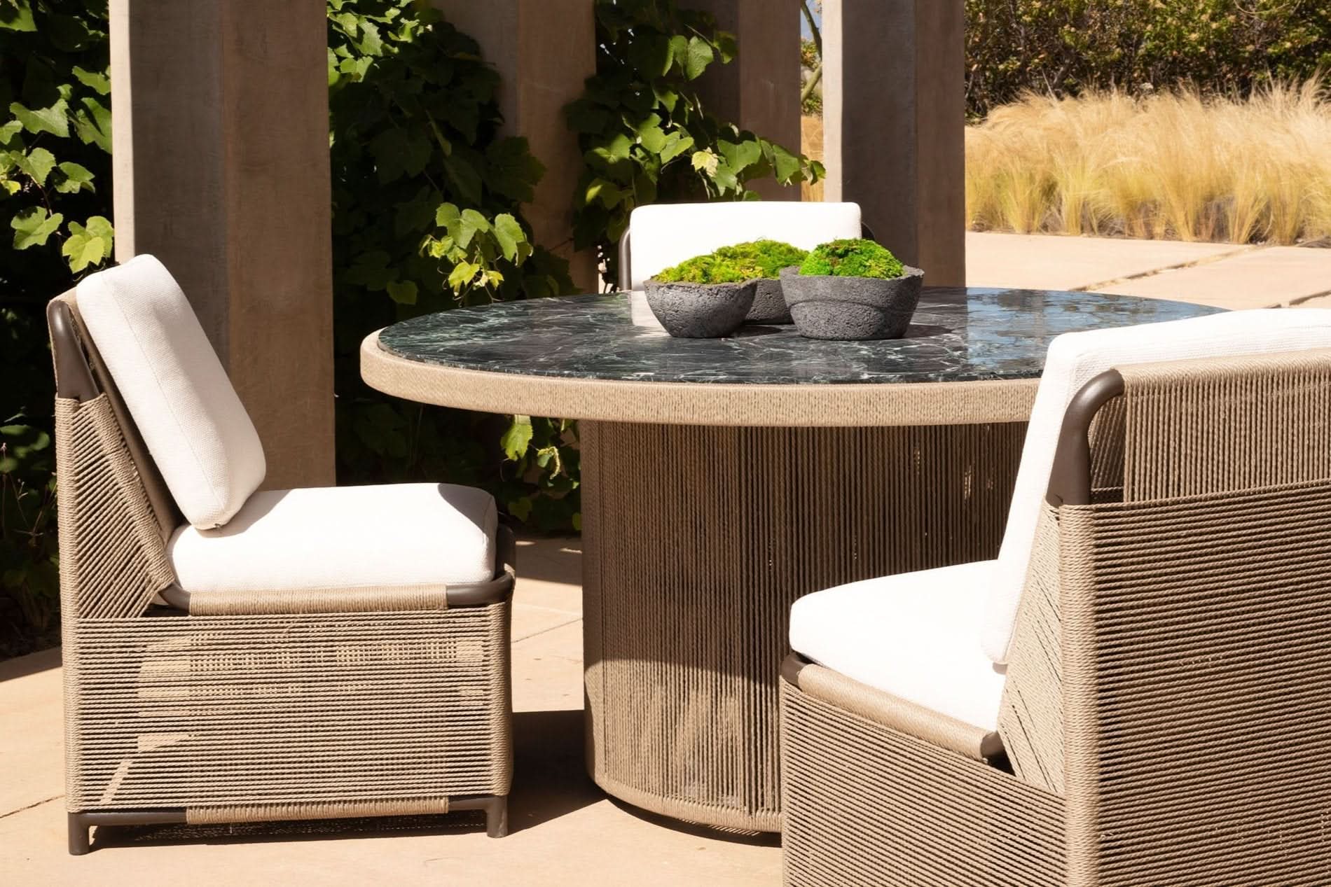 Formentera Round Dining Table 60"