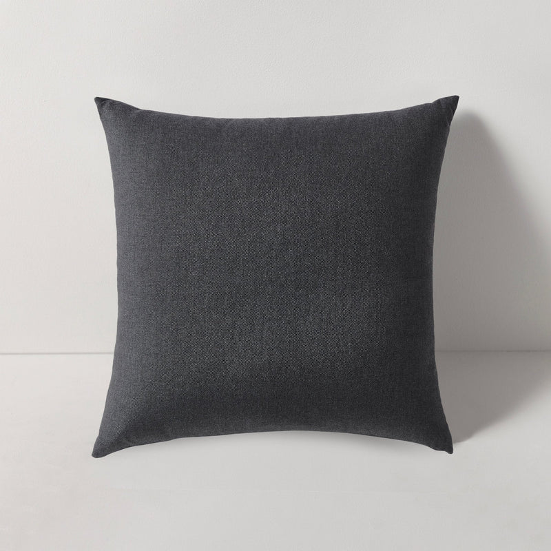 Throw Pillow - Panama Grafito | Panama Grafito, 20x20",