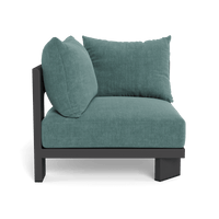 Victoria Aluminum Corner