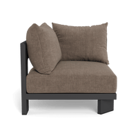 Victoria Aluminum Corner