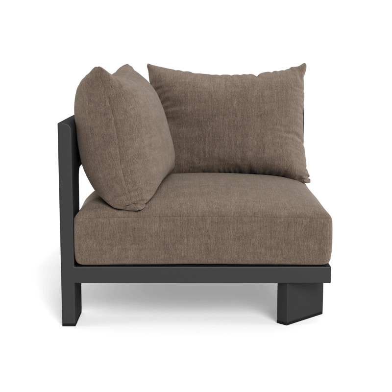 Victoria Aluminum Corner