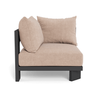 Victoria Aluminum Corner