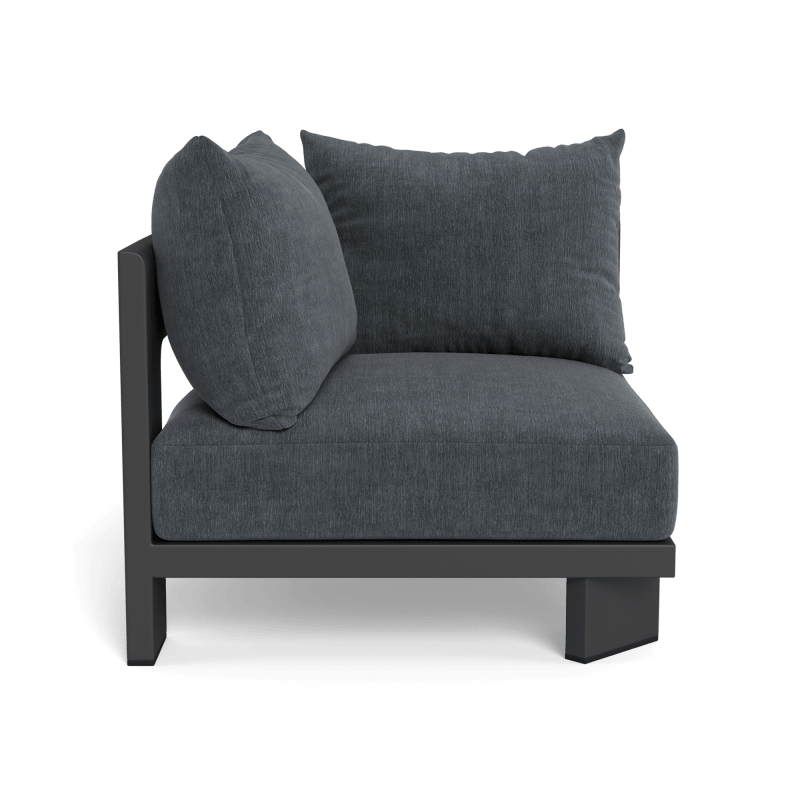 Victoria Aluminum Corner