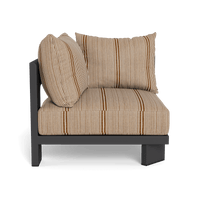 Victoria Aluminum Corner