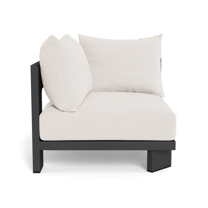 Victoria Aluminum Corner