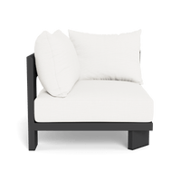 Victoria Aluminum Corner