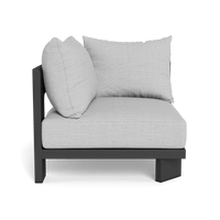 Victoria Aluminum Corner