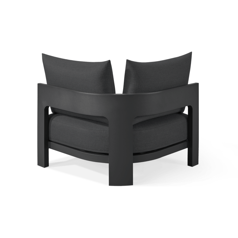 Victoria Aluminum Corner