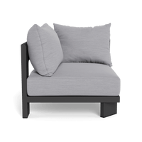 Victoria Aluminum Corner