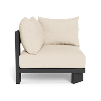 Victoria Aluminum Corner