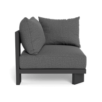 Victoria Aluminum Corner