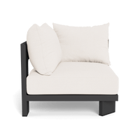 Victoria Aluminum Corner