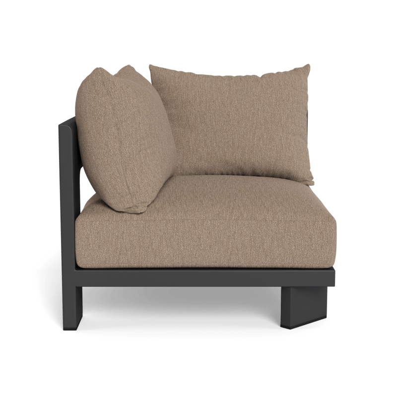 Victoria Aluminum Corner