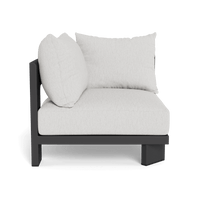 Victoria Aluminum Corner