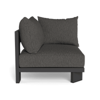 Victoria Aluminum Corner