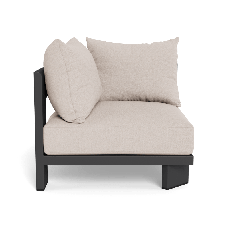 Victoria Aluminum Corner