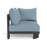 Victoria Aluminum Corner