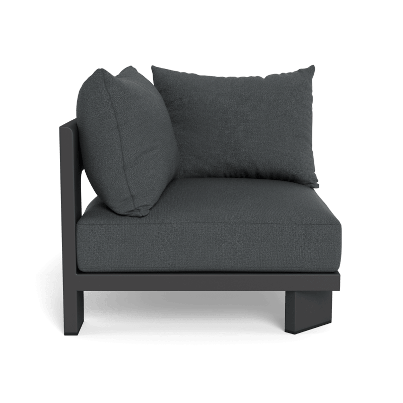 Victoria Aluminum Corner