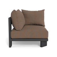 Victoria Aluminum Corner