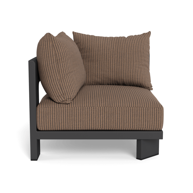 Victoria Aluminum Corner