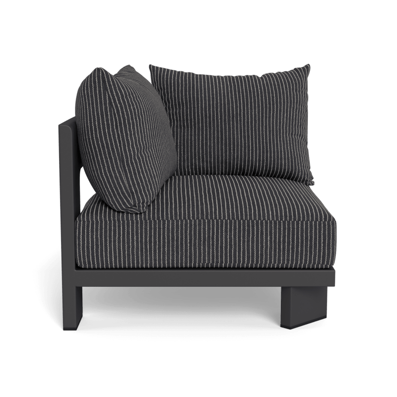 Victoria Aluminum Corner