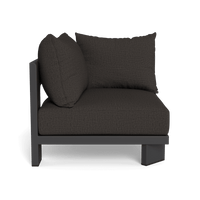 Victoria Aluminum Corner