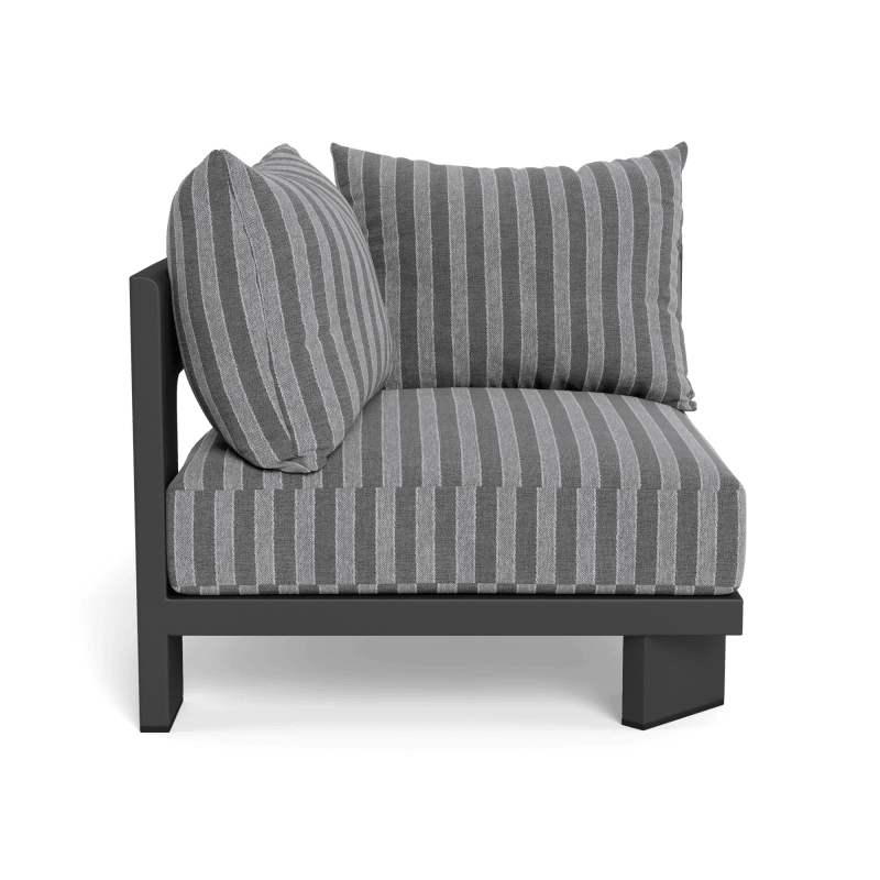 Victoria Aluminum Corner