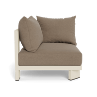 Victoria Aluminum Corner