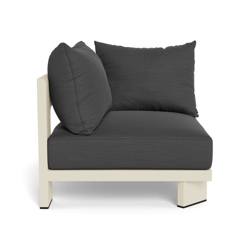 Victoria Aluminum Corner