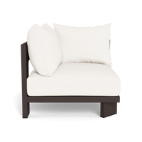 Victoria Aluminum Corner