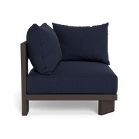 Victoria Aluminum Corner