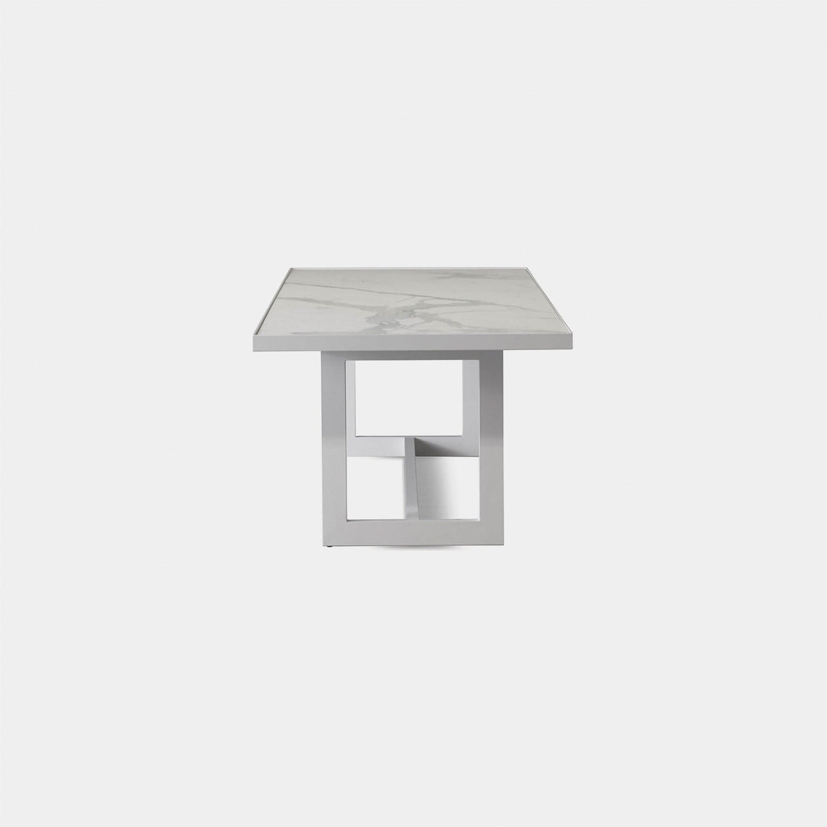Hampton Dining Table 100" | Aluminum Asteroid, Laminam Noir,