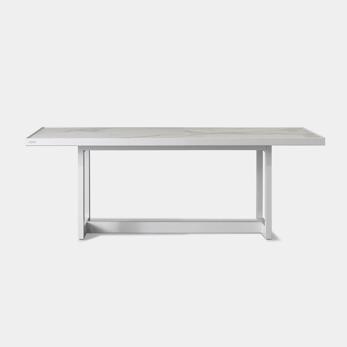 Hampton Dining Table 75" | Aluminum Asteroid, Laminam Noir,