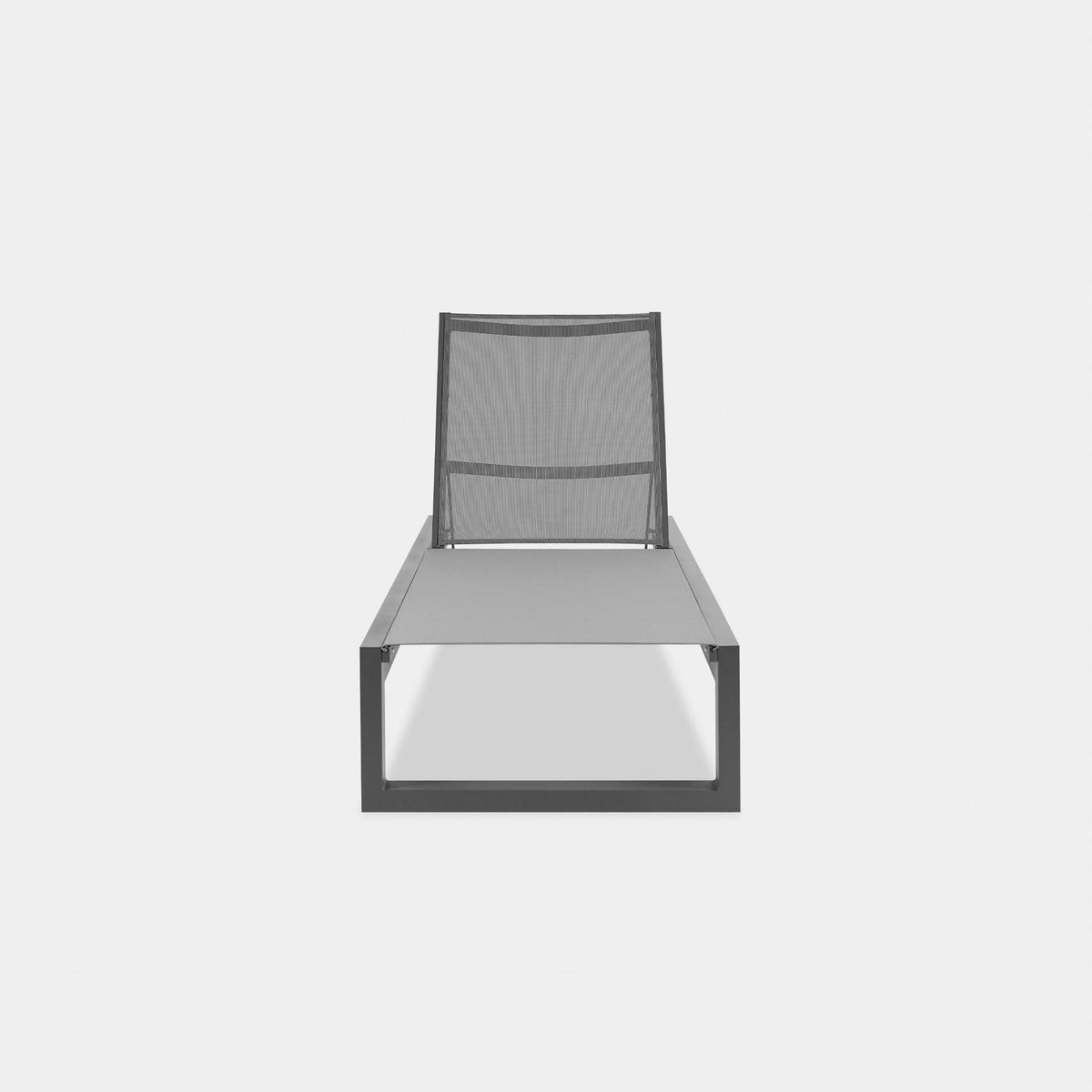 Hampton Sun Lounge | Aluminum Asteroid, Batyline Silver,