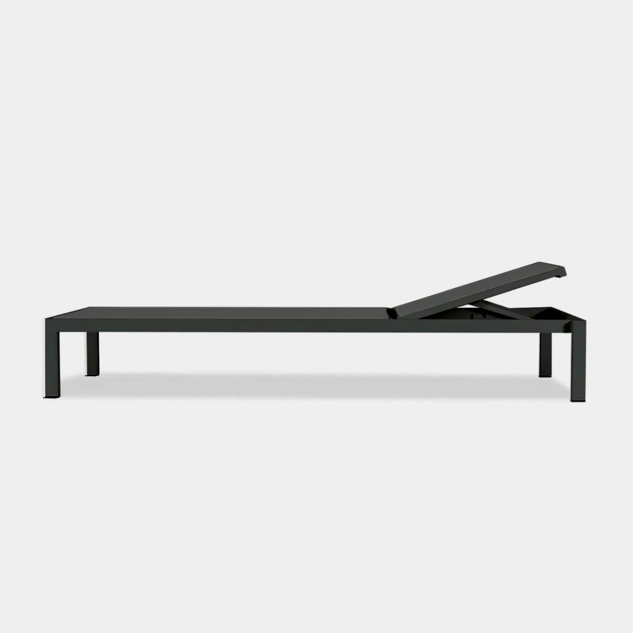 Hayman Aluminum Stacking Mesh Sun Lounge