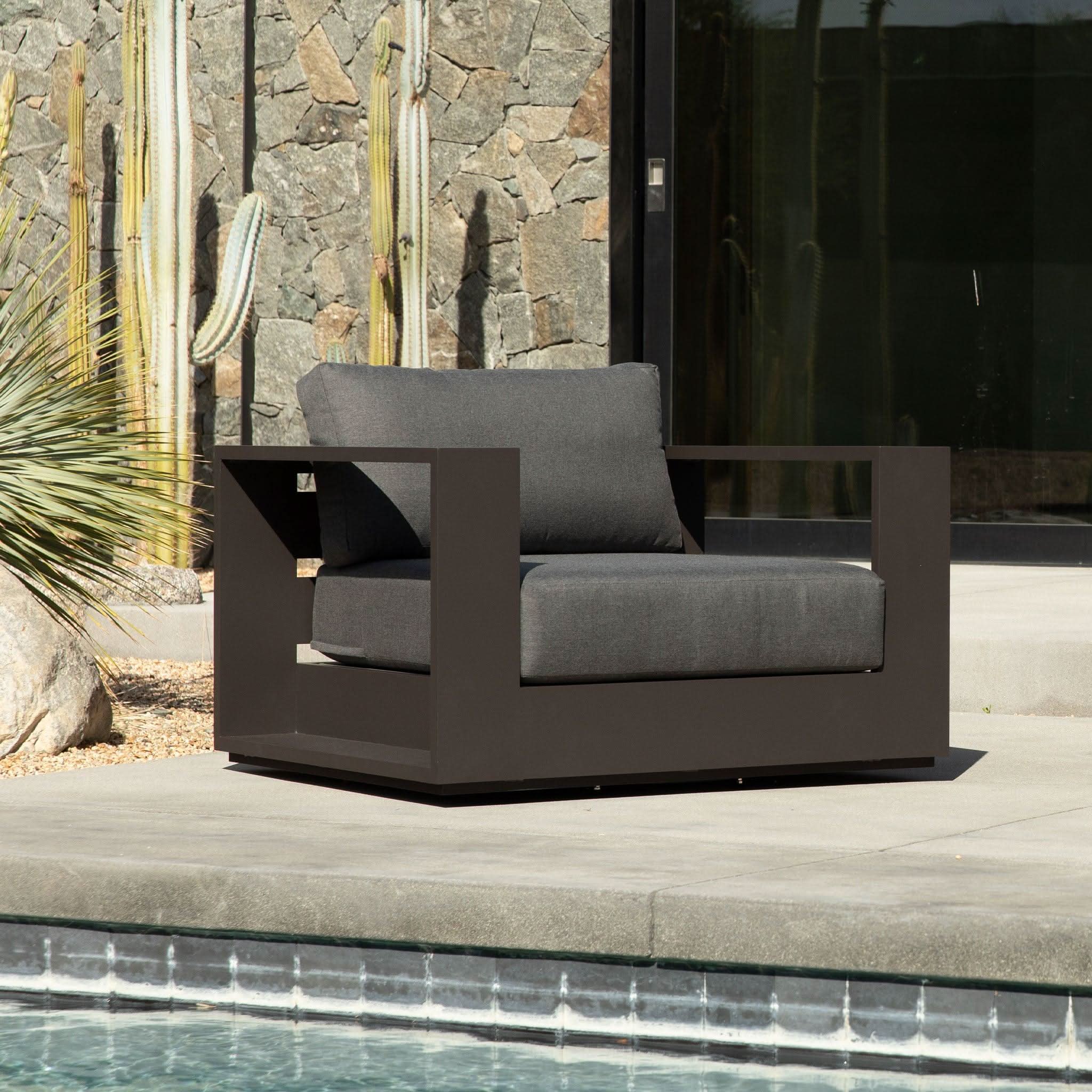 Hayman Aluminum Swivel Lounge Chair