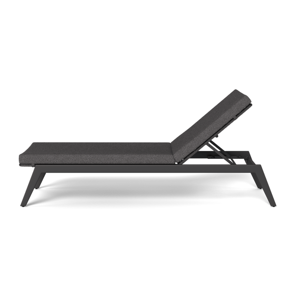 Loop Sun Lounge | Aluminum Asteroid, Riviera Slate, Wicker Grey