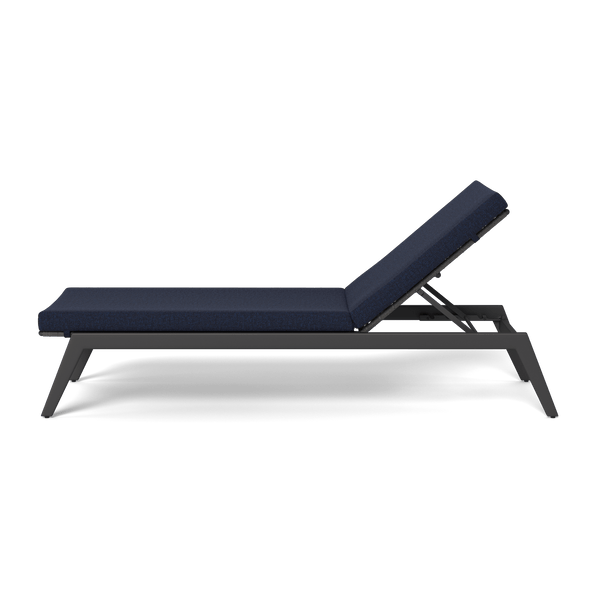 Loop Sun Lounge | Aluminum Asteroid, Siesta Indigo, Wicker Grey