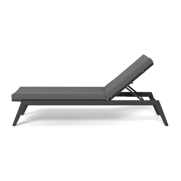Loop Sun Lounge | Aluminum Asteroid, Siesta Slate, Wicker Grey