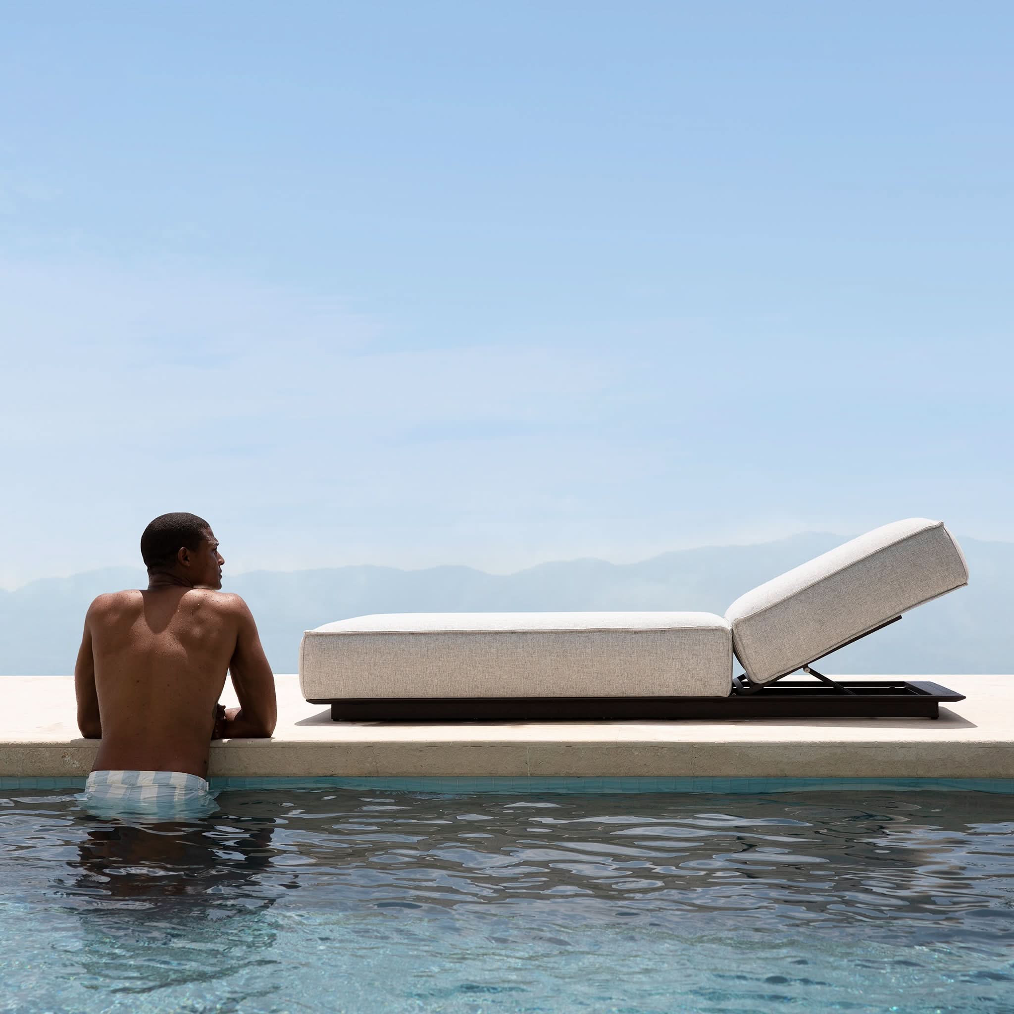 Santorini Sun Lounge